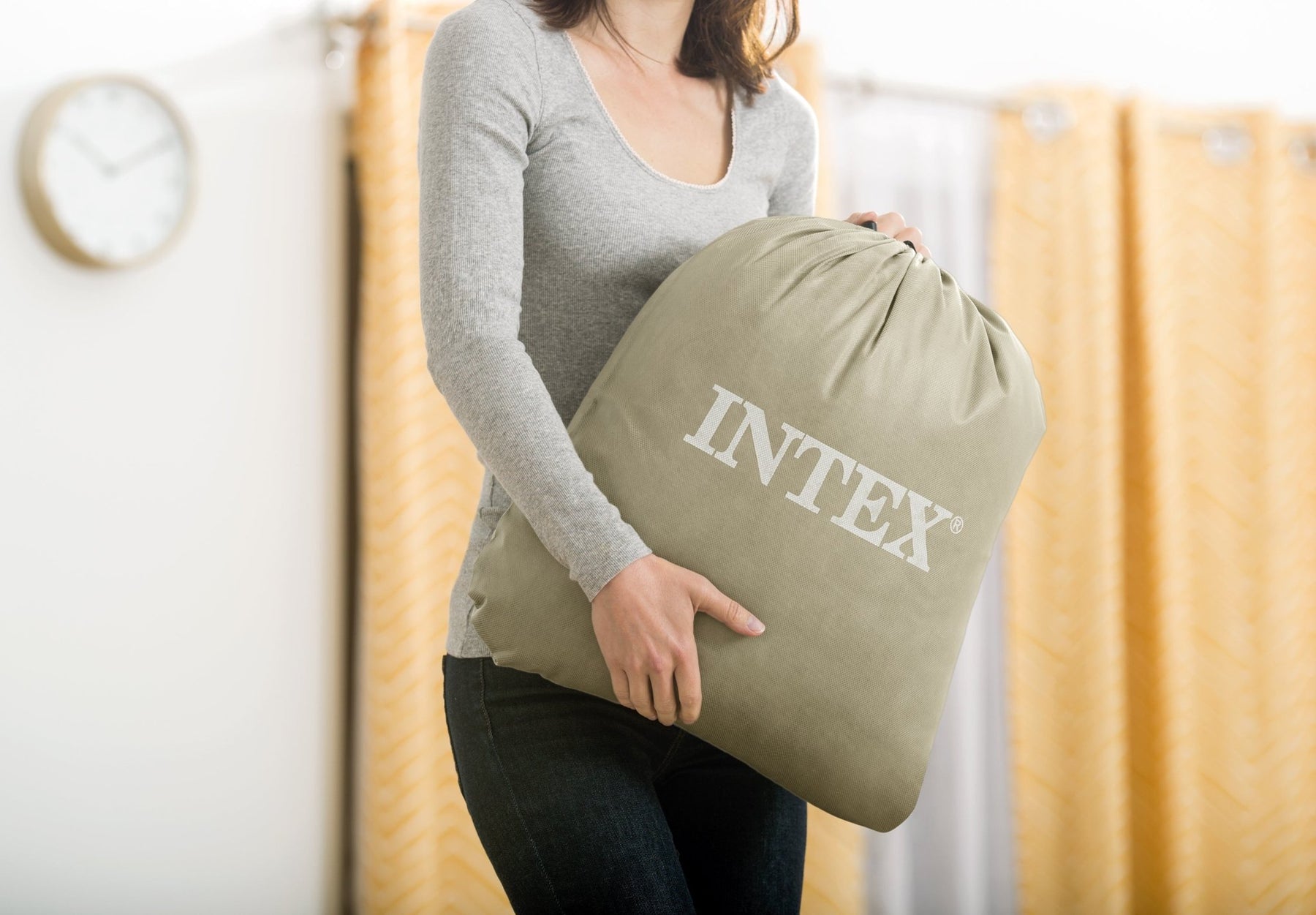 Intex Kinder-Reisebett - mit Handpumpe 71x132x10cm