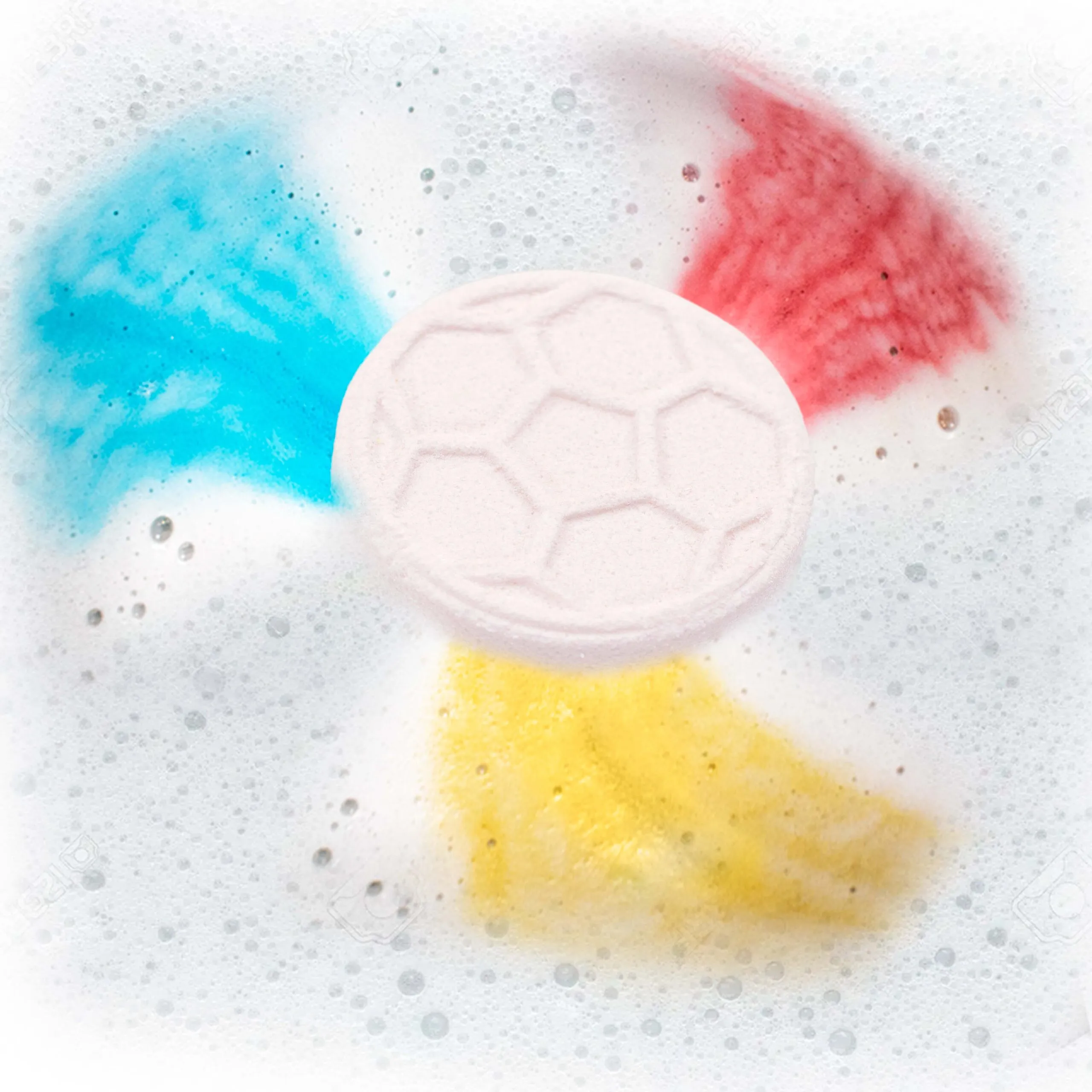 Fußball-Badebombe mit Pop-Corn-Duft Badezusatz