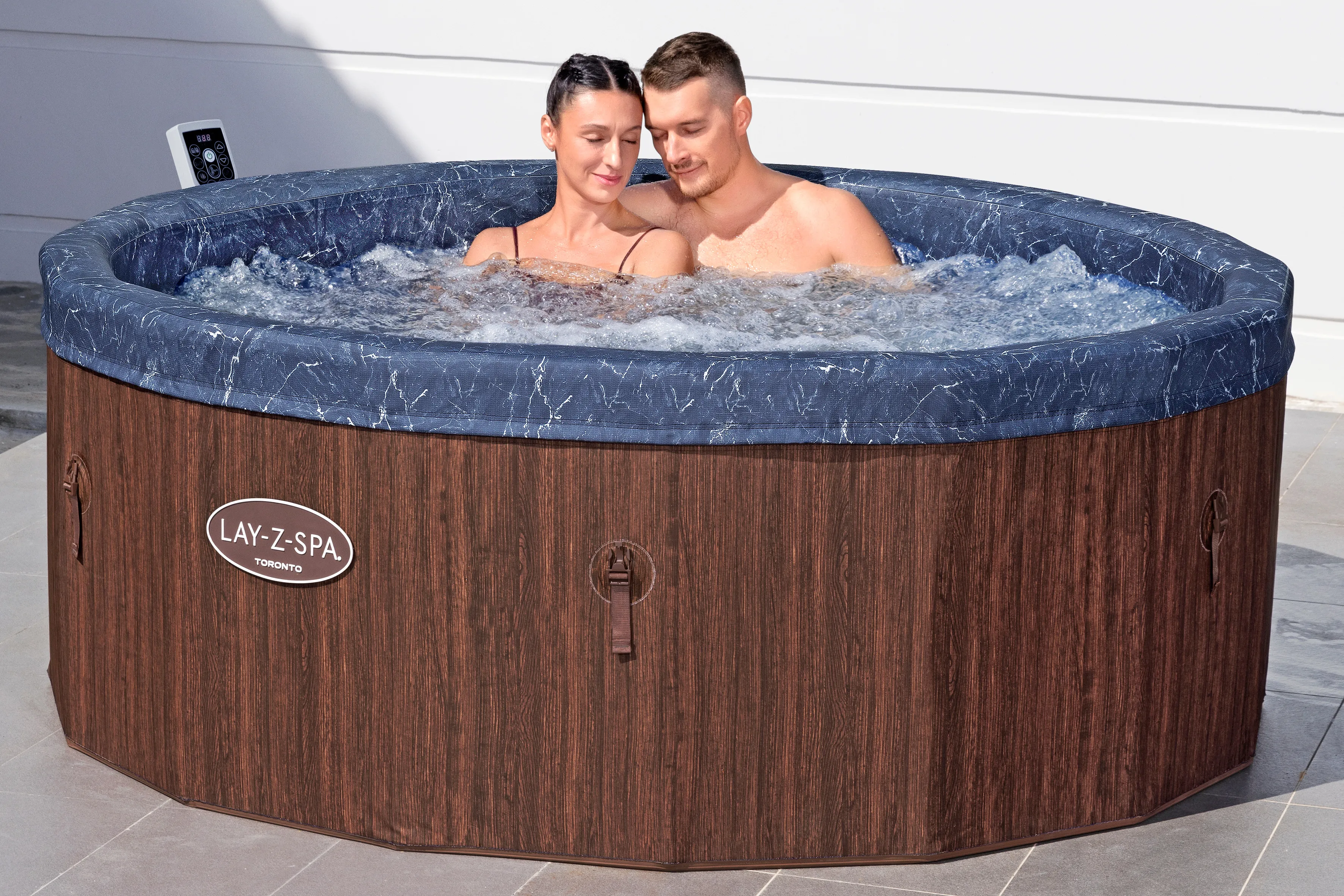 Bestway LAY-Z-SPA® Energiespar WLAN Whirlpool Toronto AirJet™ für 7 Personen Ø190x70cm