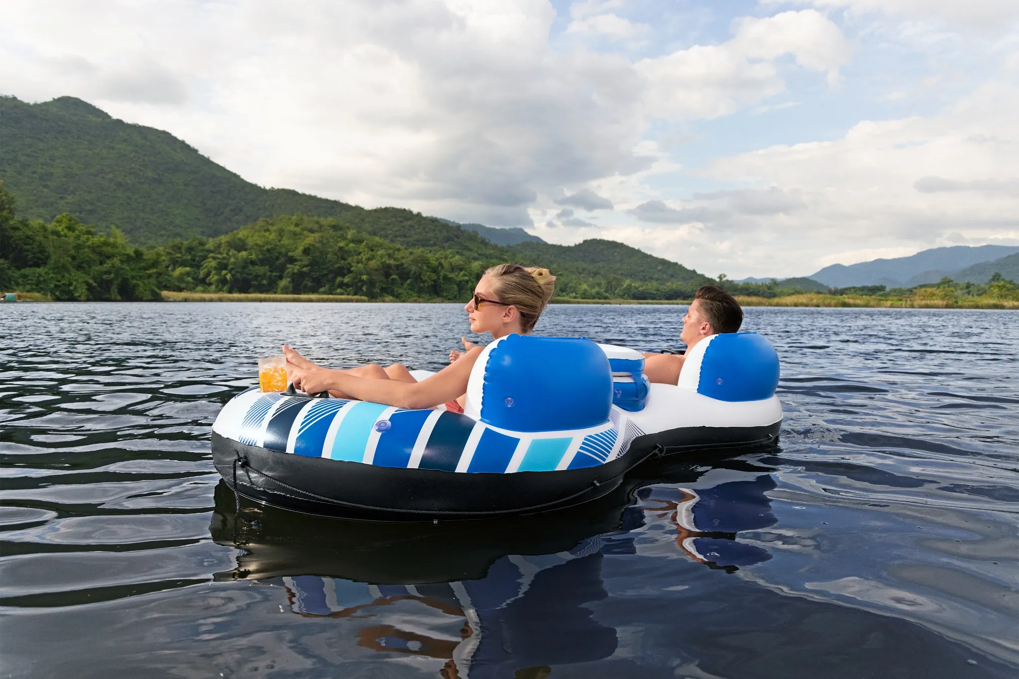 Bestway Schwimmring Hydro Force Rapid Rider II 251x132cm